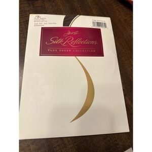 Hanes Silk Reflections Gentle Brown Plus Size Three Pantyhose Control Top‎ 3X